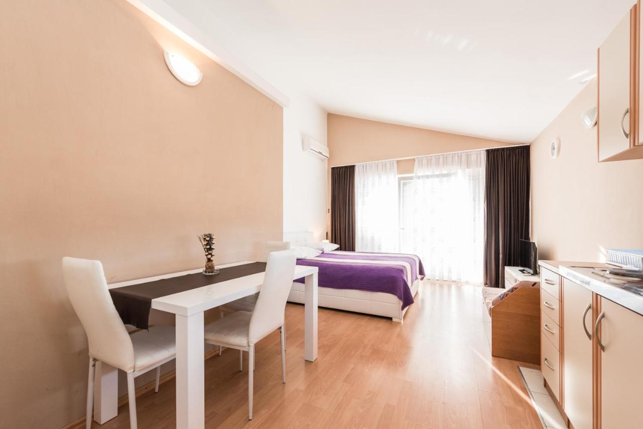 Danijela 1 Apartment Sukosan